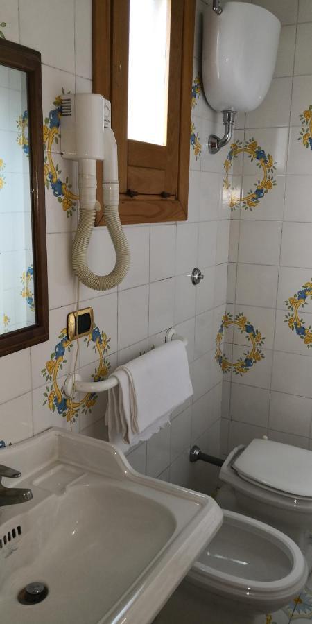 "Villa Pompei" Camere Familiari Buitenkant foto